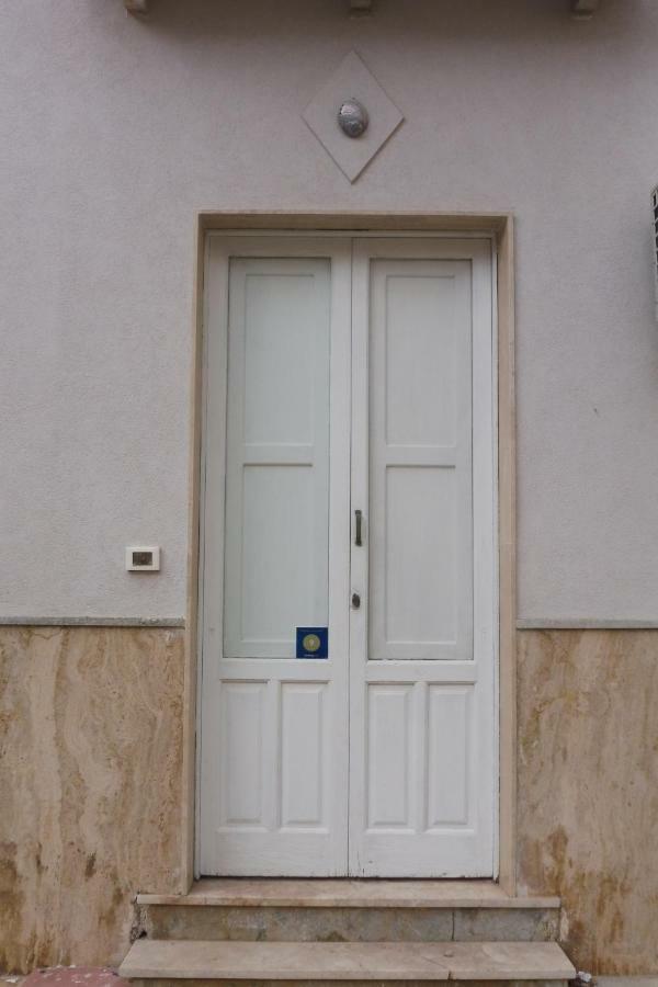 Le Di Tufo Holiday home Favignana